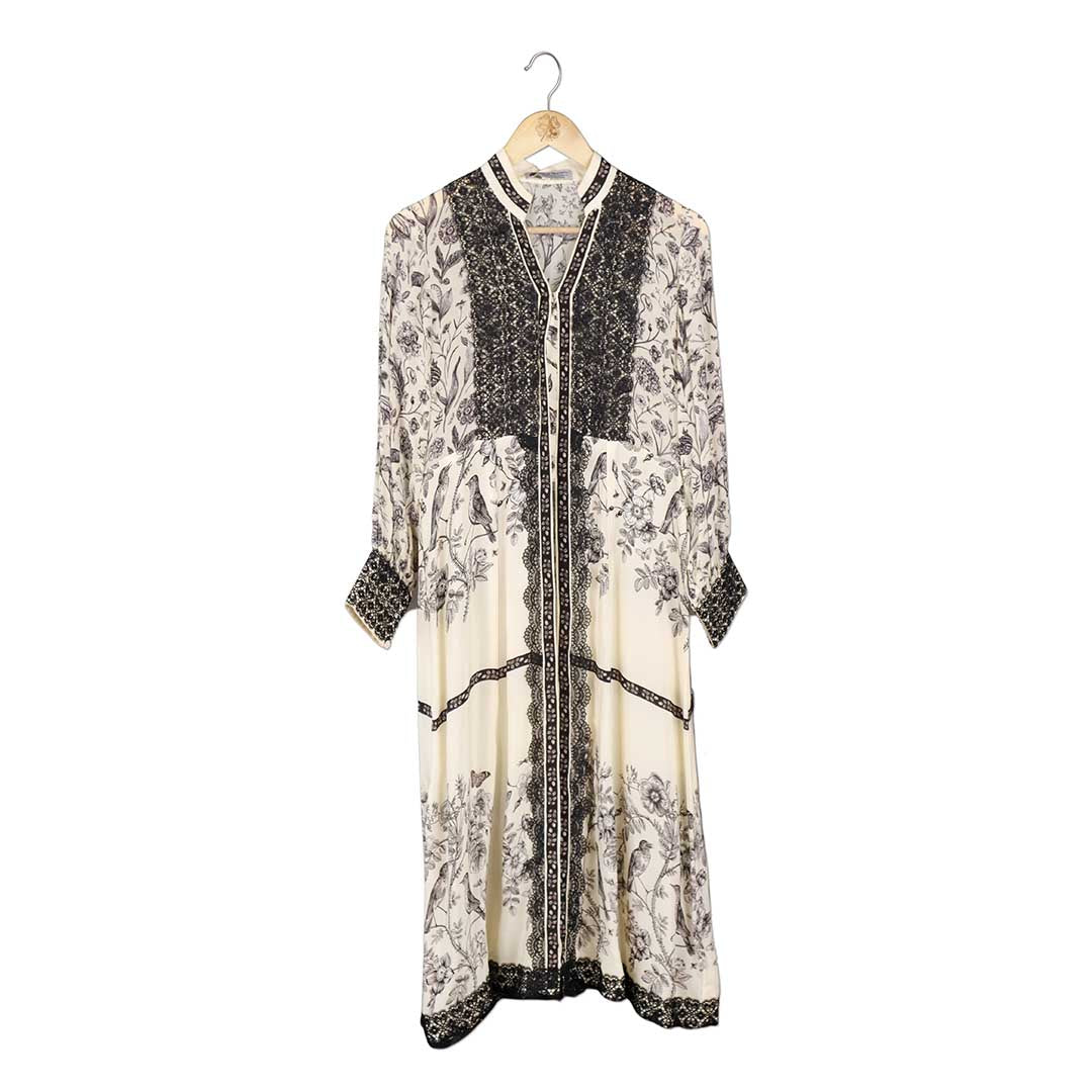 Flora & Fauna - Broad Lace Cape