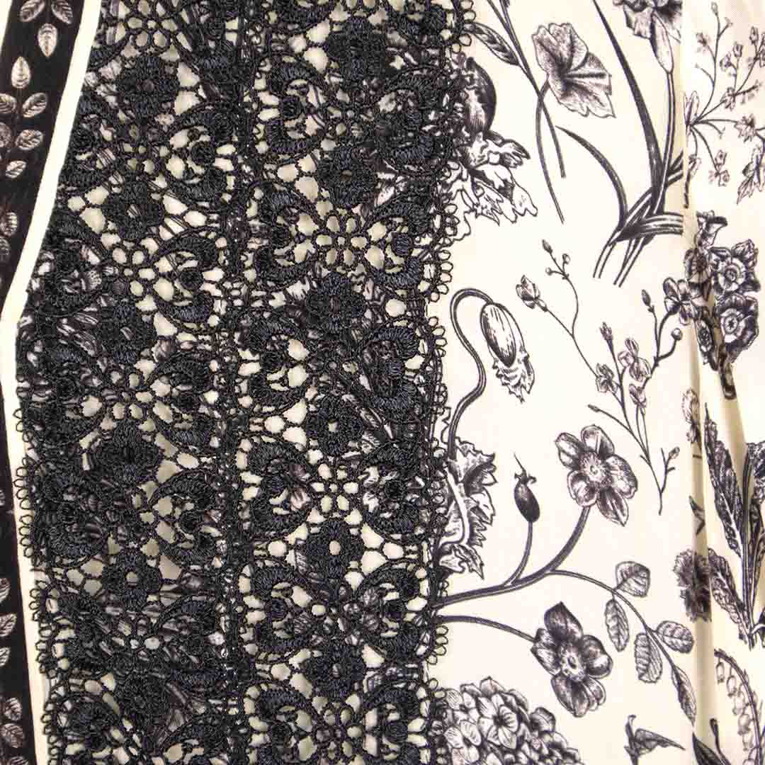 Flora & Fauna - Broad Lace Cape