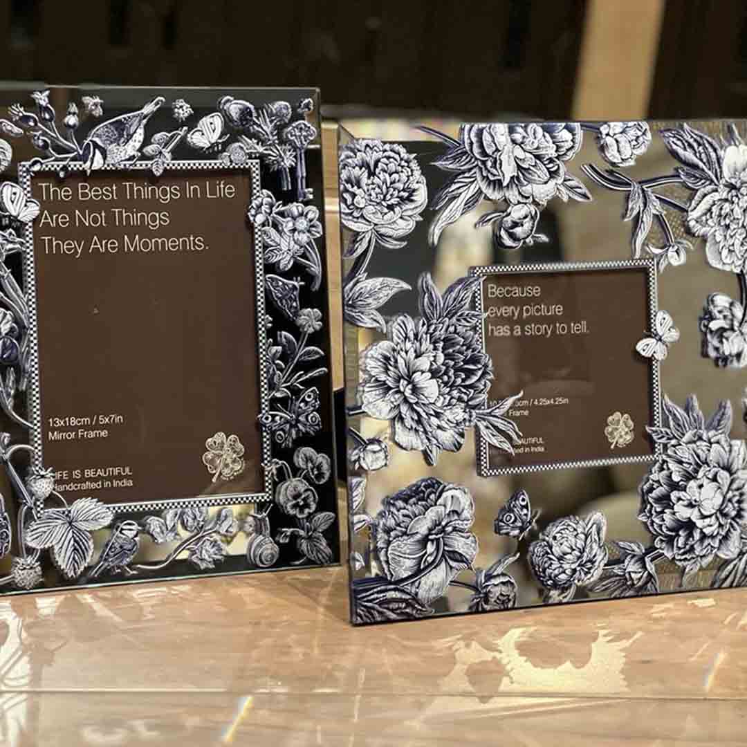 Photo Frame - Flora & Fauna Byrdie Square