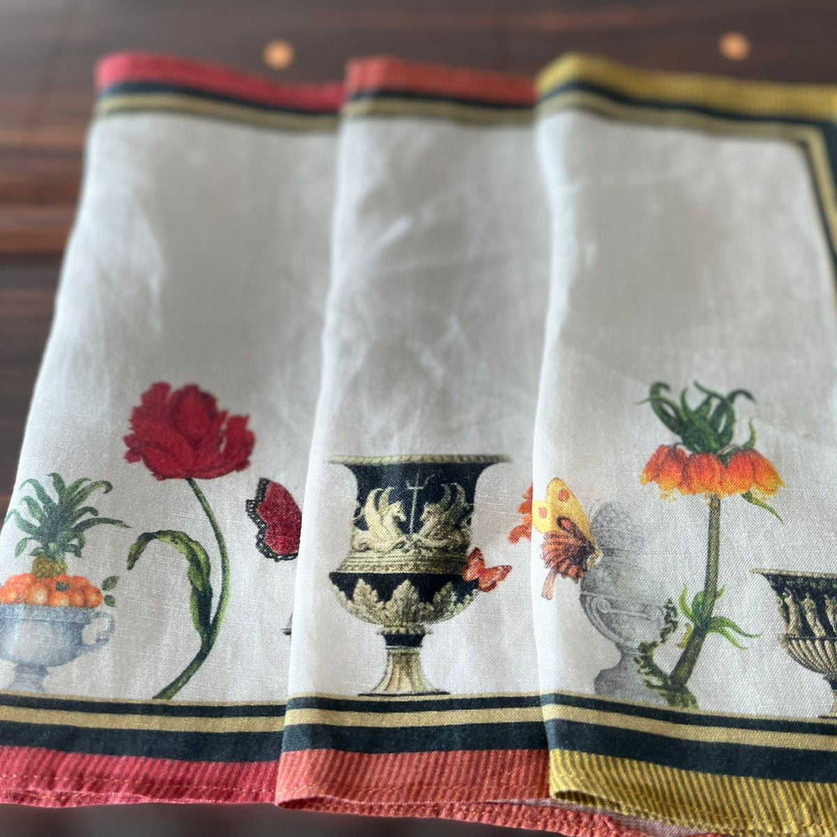 Napkin Sets - Butterflies & Birds Dinner (Set of 4)