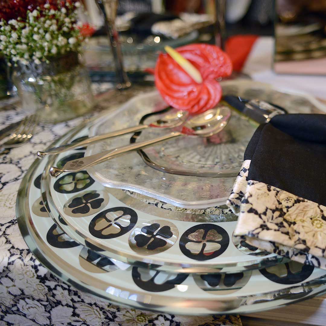 Dinner Plates - Signature Silver Rim (Set of 4)