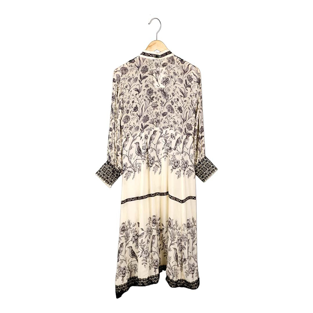 Flora & Fauna - Broad Lace Cape