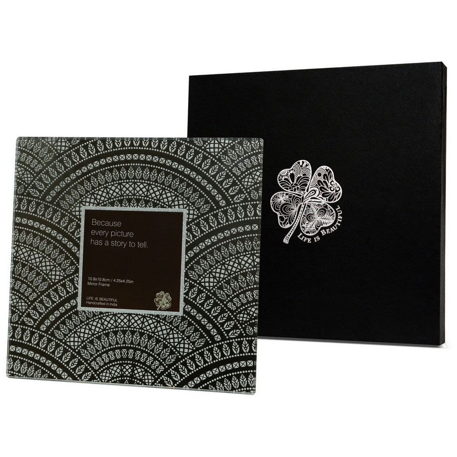 Photo Frame - Paper Doily Baxter Square