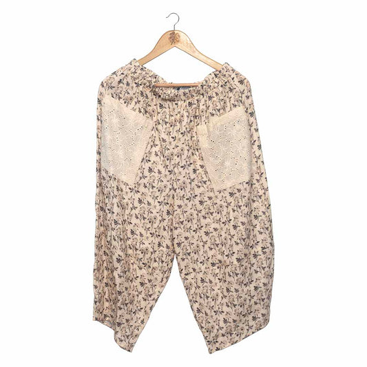 Flora & Fauna - Floral Wide Pants White