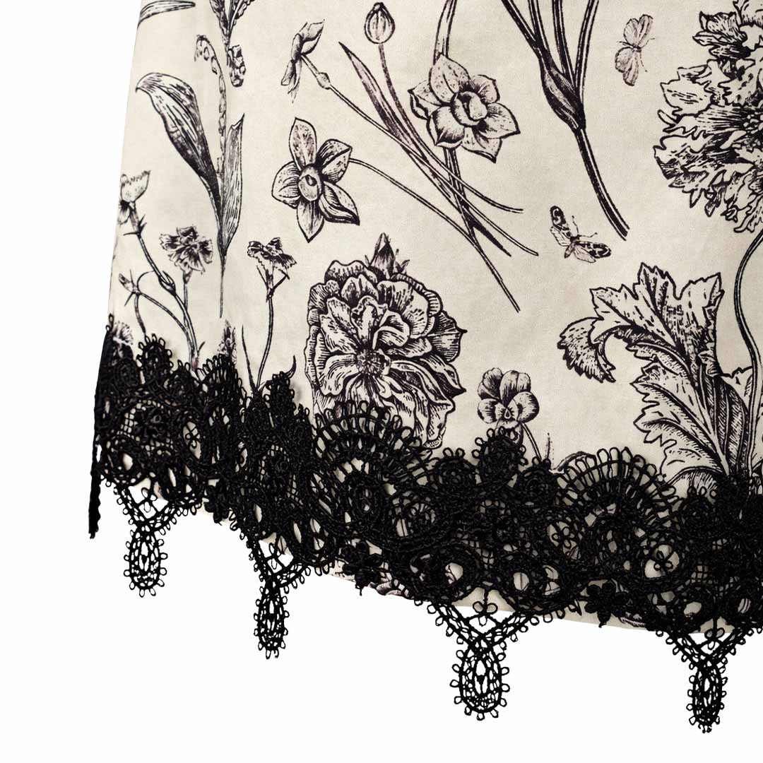 Flora & Fauna - Lace Trim Shorts