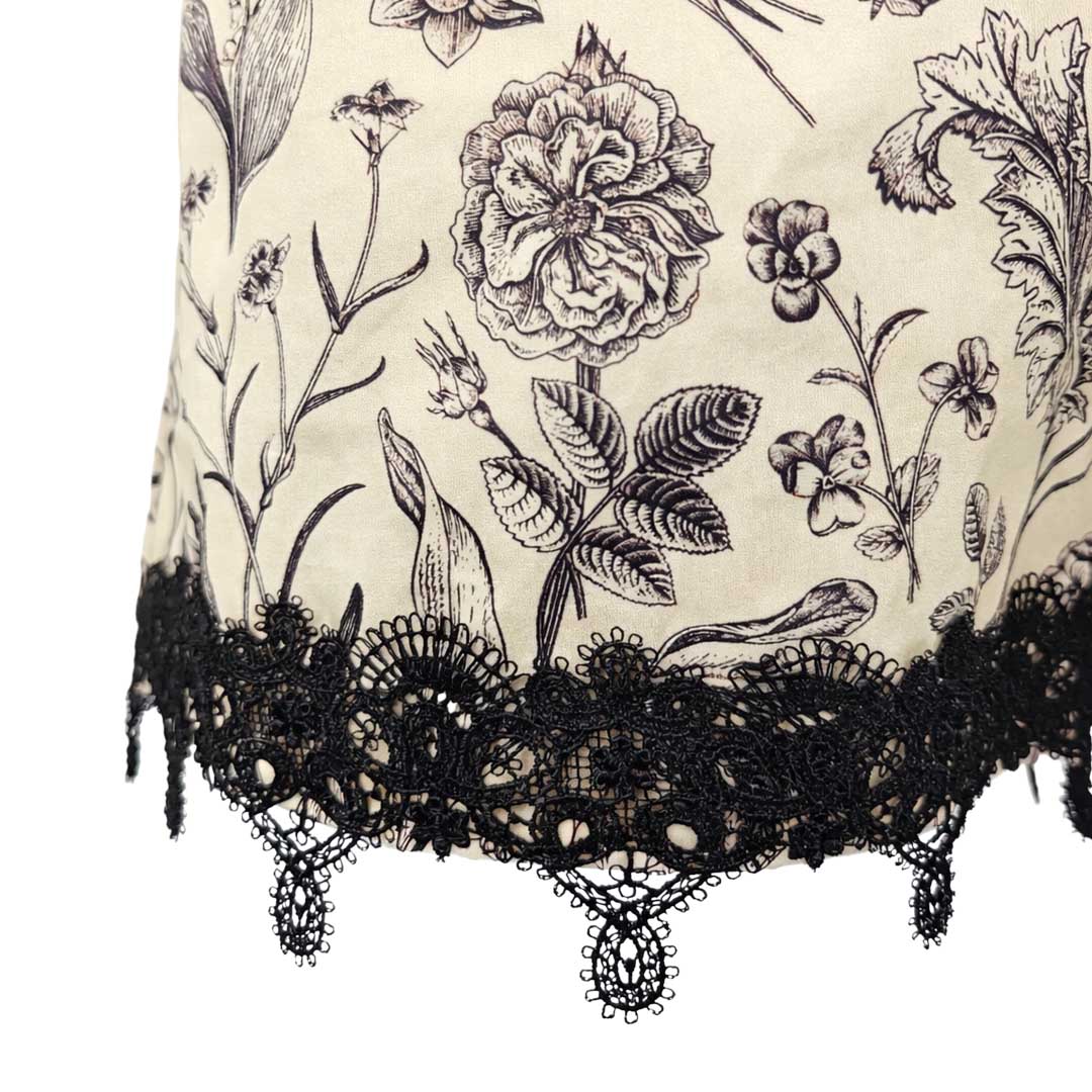 Flora & Fauna - Lace Trim Shorts