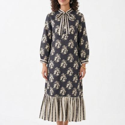 Flora & fauna  - Tie-Up Dress with Pleated Hem