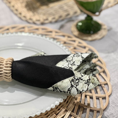 Napkin Sets - Signature Black Beauty Dinner (Set of 4)