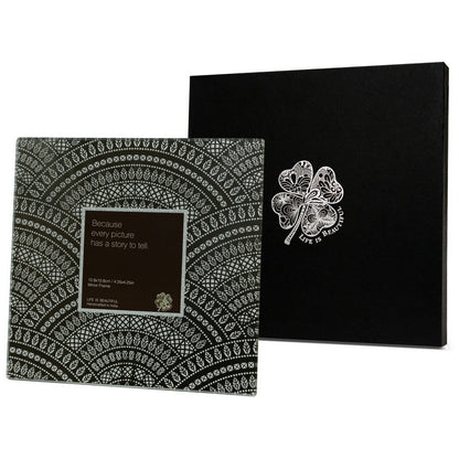 Photo Frame - Paper Doily Baxter Square
